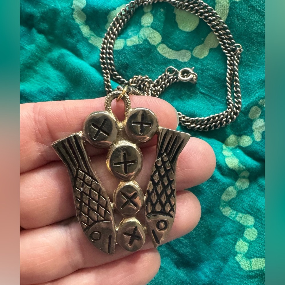 Vintage 1970’s Fish and Loaves faith necklace with pendant. Fish Pisces